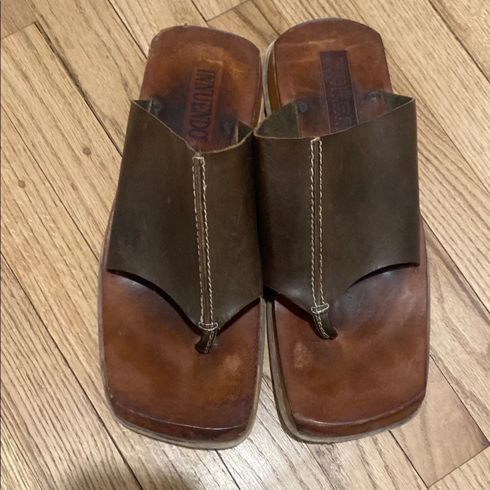 Brown Leather Thong Sandals with Contoured Footbed - Picture 2 of 7
